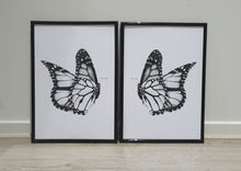 Load image into Gallery viewer, Butterfly Set of 2 wall art prints
